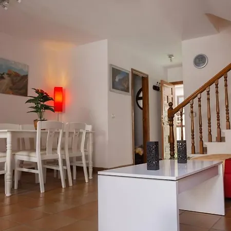 Lejlighed Duplex In Quiet Zone, Next To Sea, Fast Wifi